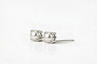 Luminary Heirloom Grace Pearl Earstuds