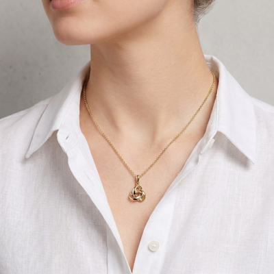Pure Link Trinity Knot Pendant Necklace